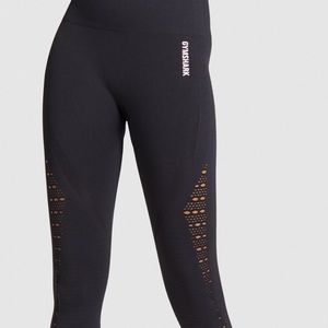 GYMSHARK SMALL BLACK ENERGY+SEAMLESS LEGGINGS.